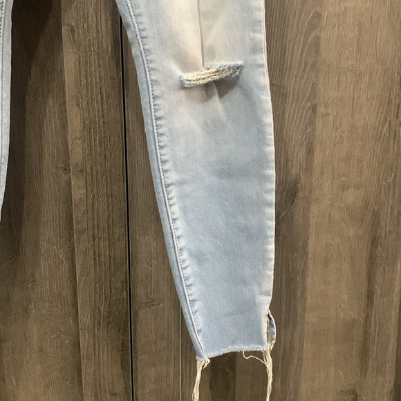 Old Navy Rockstar Super Skinny Light Blue Denim Stretch Jeans Women's Size 0 - Picture 4 of 8